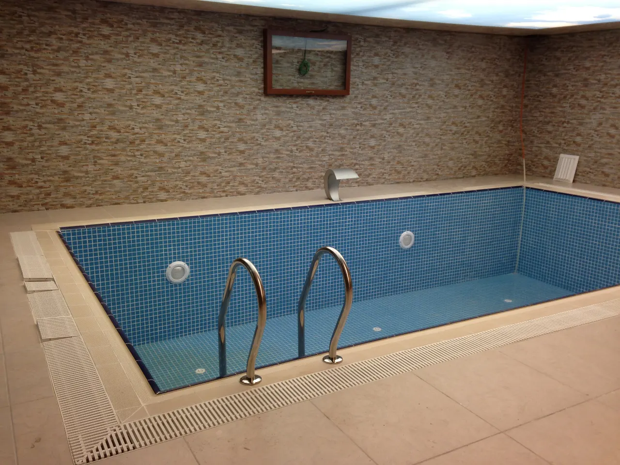 Bal Otel